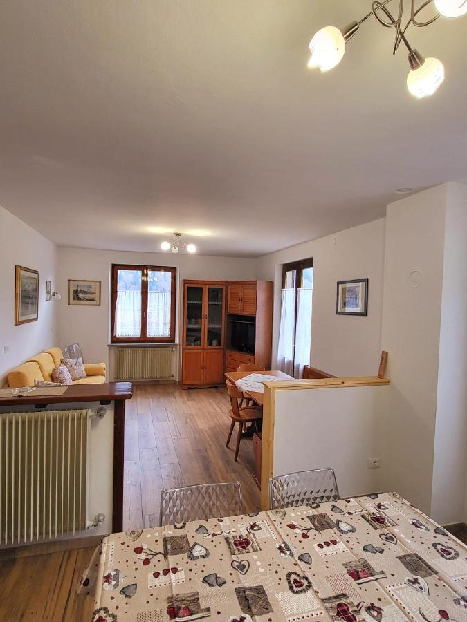 Apartamento Casa Bruno Lenzumo di Concei Exterior foto